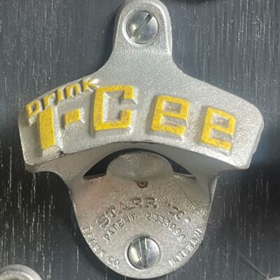 Embossed Drink I-Cee STARR "X" bottle opener Thumbnail